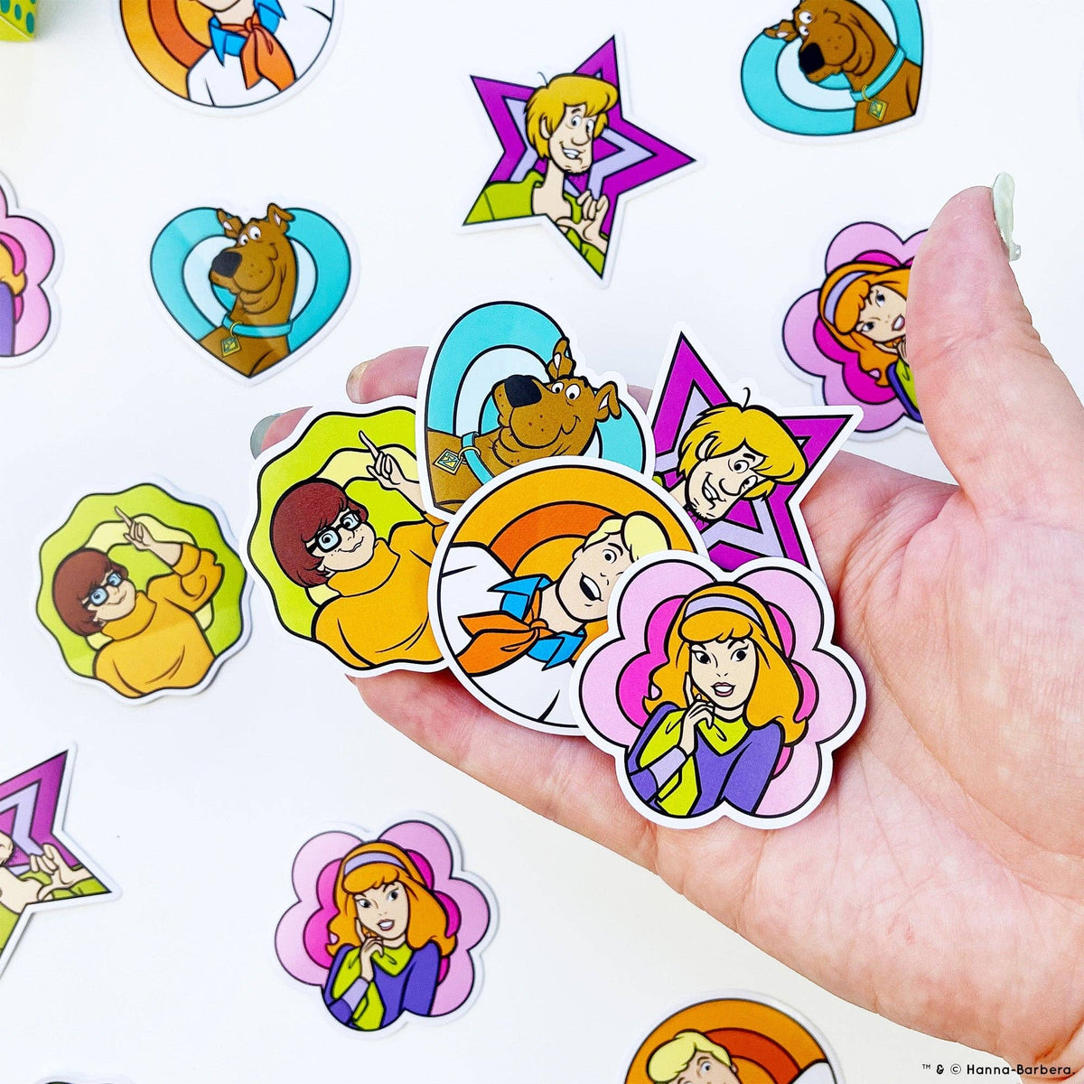 Pipsticks X Scooby-Doo Mystery Inc. Sticker Flakes