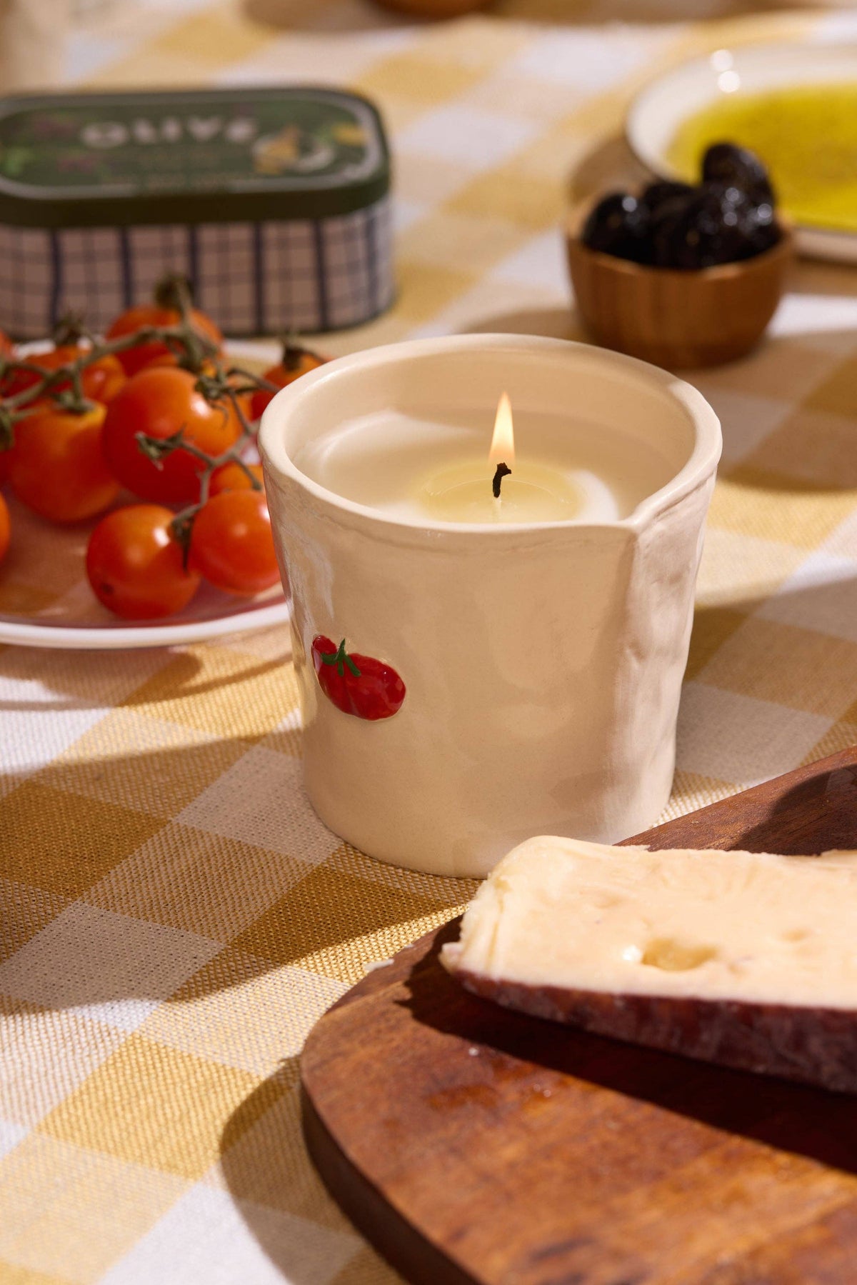Paddywax Bistro 8oz/226g Tomato Embossed Ceramic Candle - Heirloom Tomato Boxed
