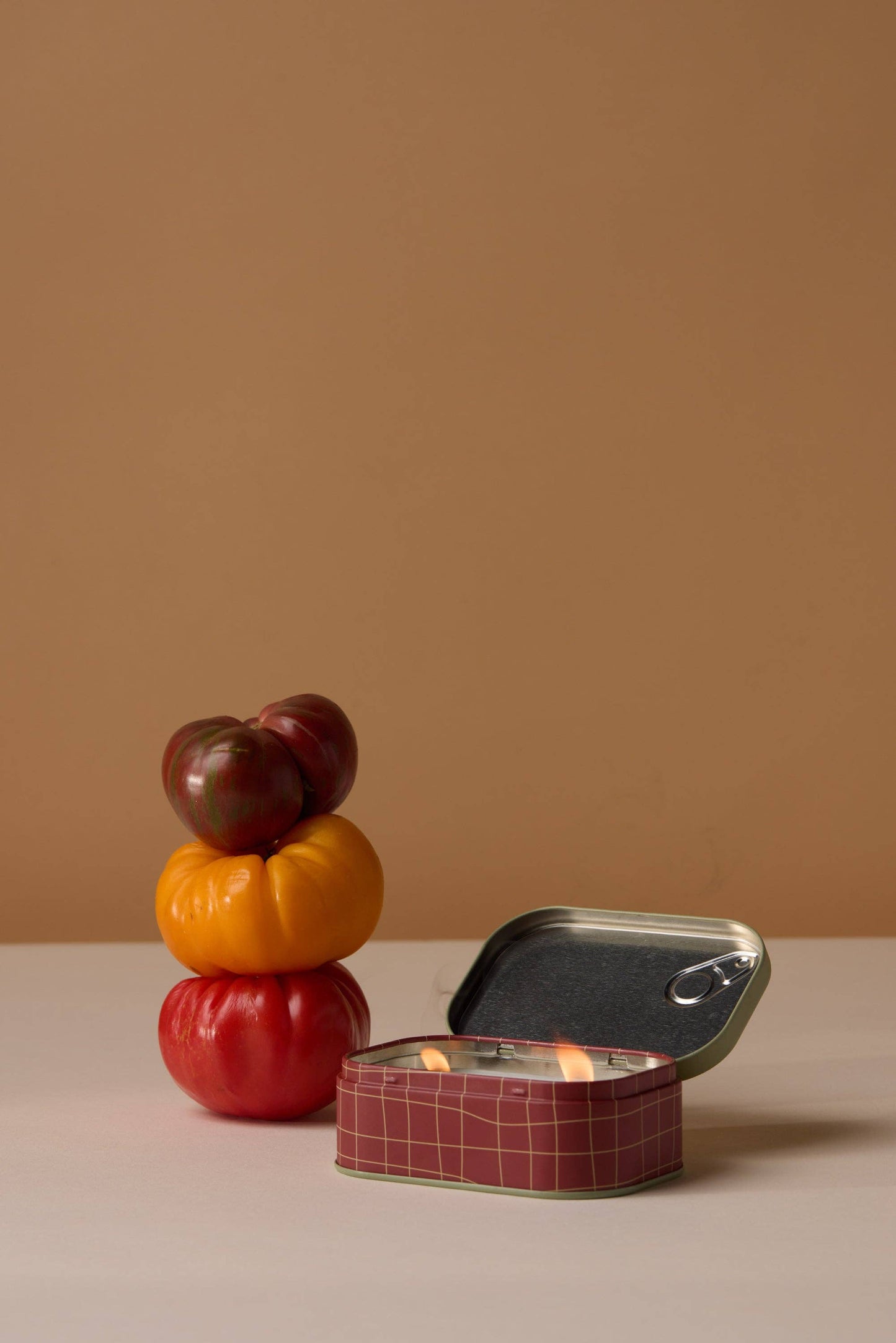 Paddywax Bistro 4.5oz/127g Tomato Printed Tin Candle - Heirloom Tomato