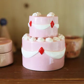 &klevering - Cake Salt and Pepper Shaker