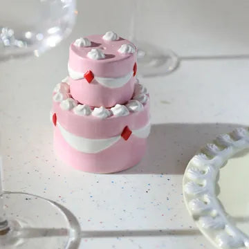 &klevering - Cake Salt and Pepper Shaker