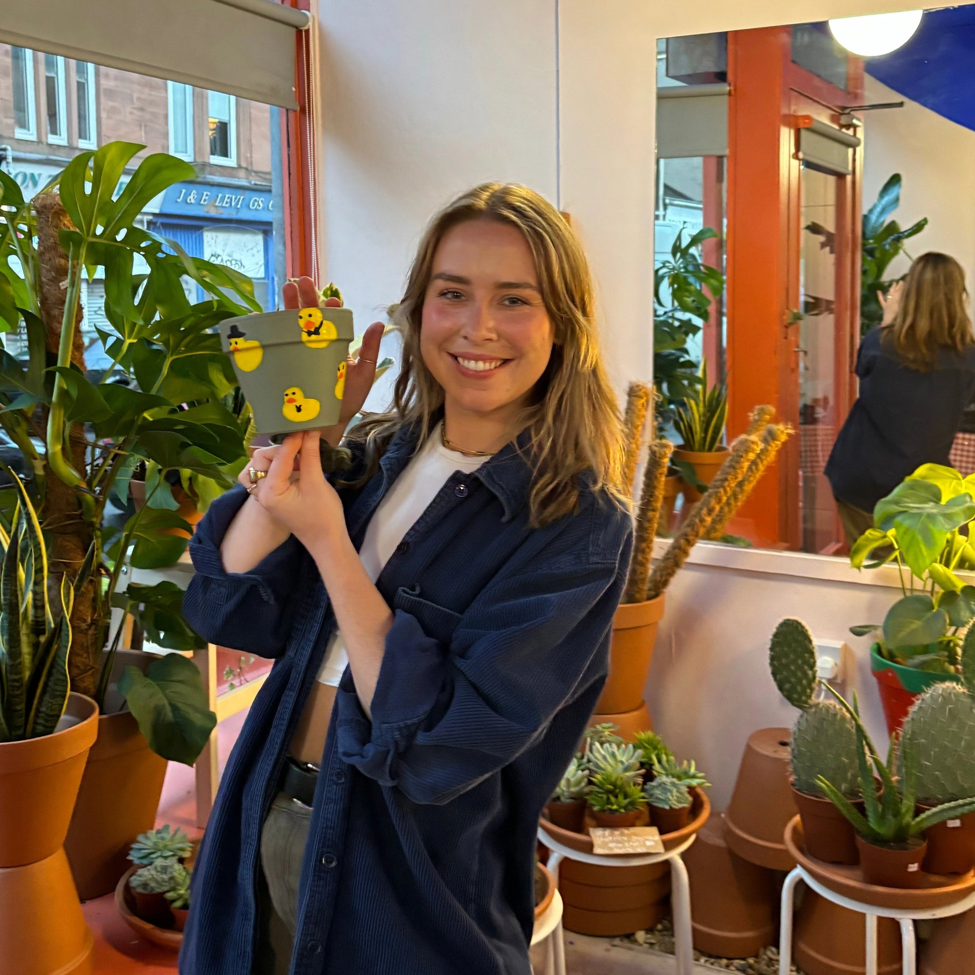 Galentines! Vase Painting + Dried Flower Arranging - Wednesday 12th February - 6:30pm - 9pm