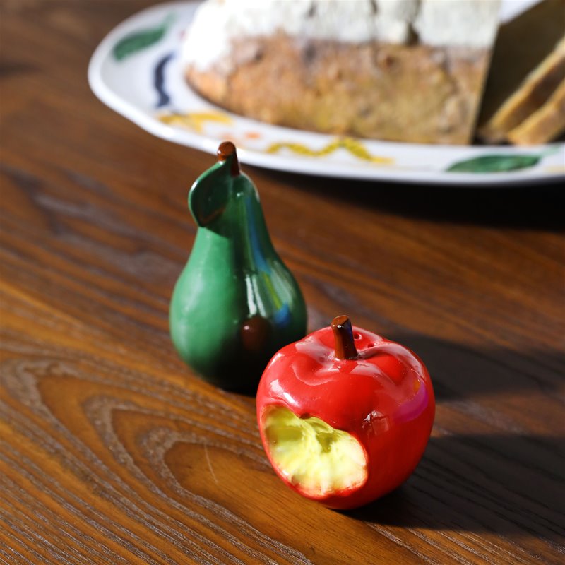 &Klevering Hal Haines Salt and Pepper Apple + Pear