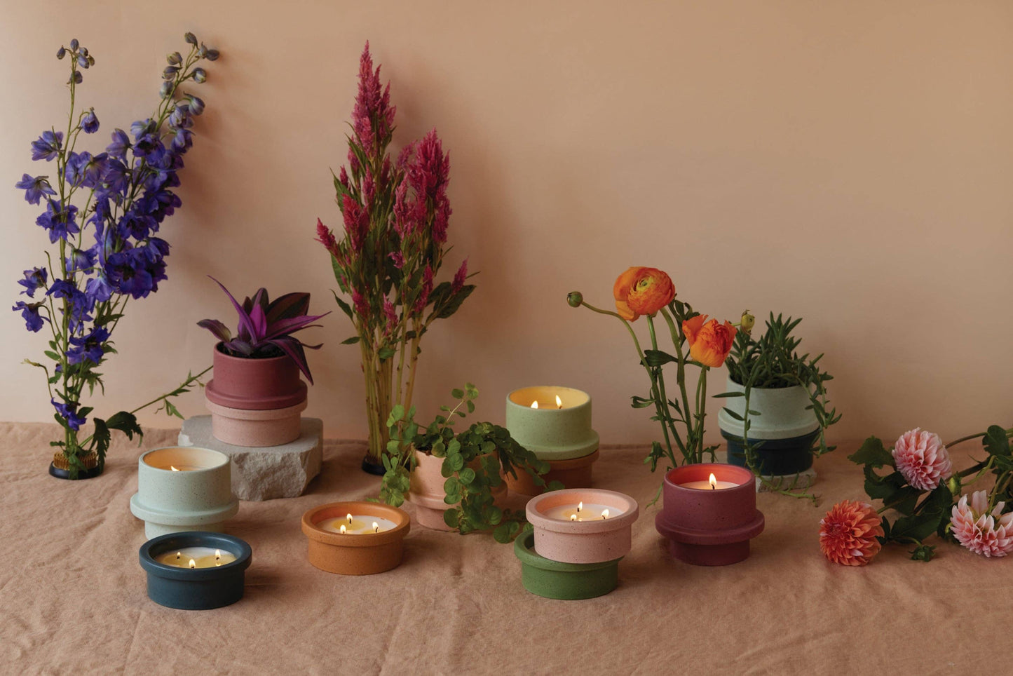 Paddywax Folia Ceramic Candle - Red - Saffron Rose
