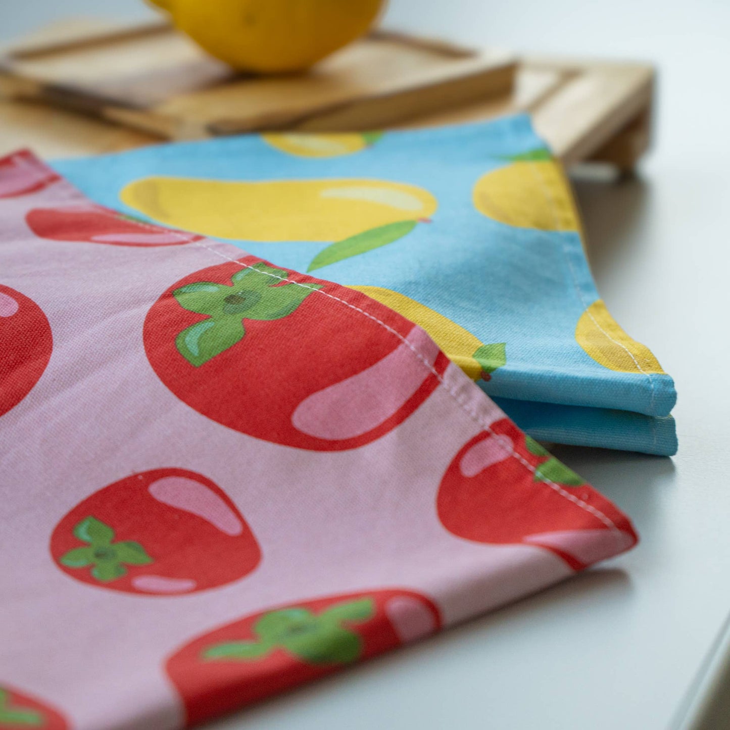 Helio Ferretti Kitchen Tea Towel - Tomatoes