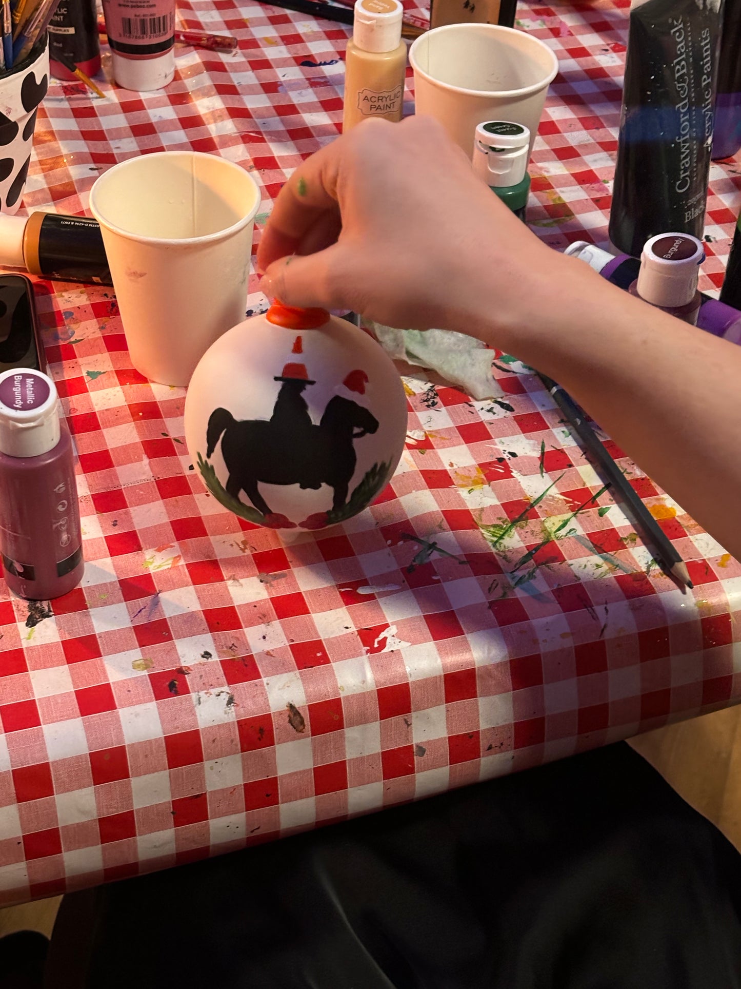 KIDS Christmas Bauble Painting - Sunday 14th December - 5pm - 6:30pm